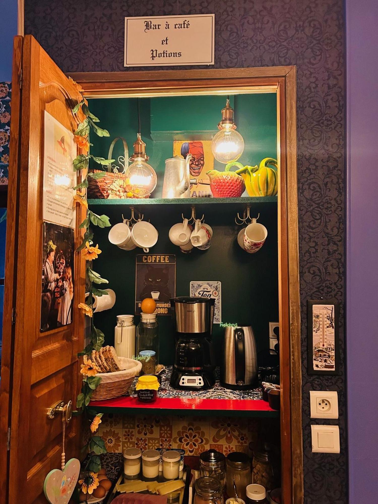 La Babayaga Bed & Breakfast Capestang Exterior photo